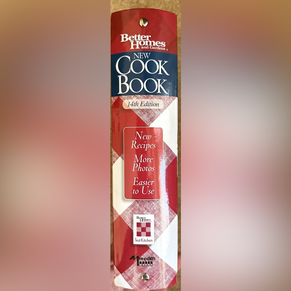 Better Homes & Gardens cookbook - Picture 3 of 4